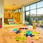 Atmosphere Balneo & Hotell 5*