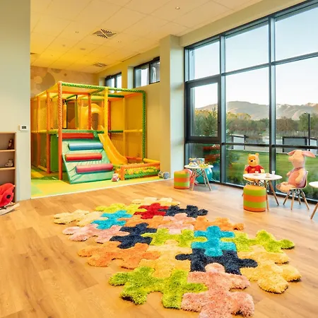 Atmosphere Balneo & 호텔 5*