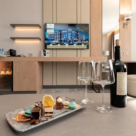 Atmosphere Balneo & 호텔 파벨 반야