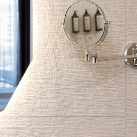 호텔 Atmosphere Balneo & 파벨 반야