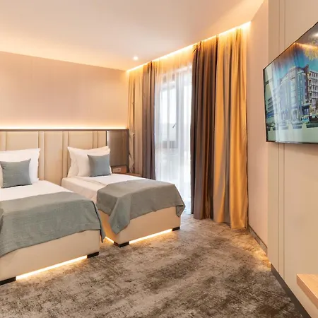 Atmosphere Balneo & 파벨 반야