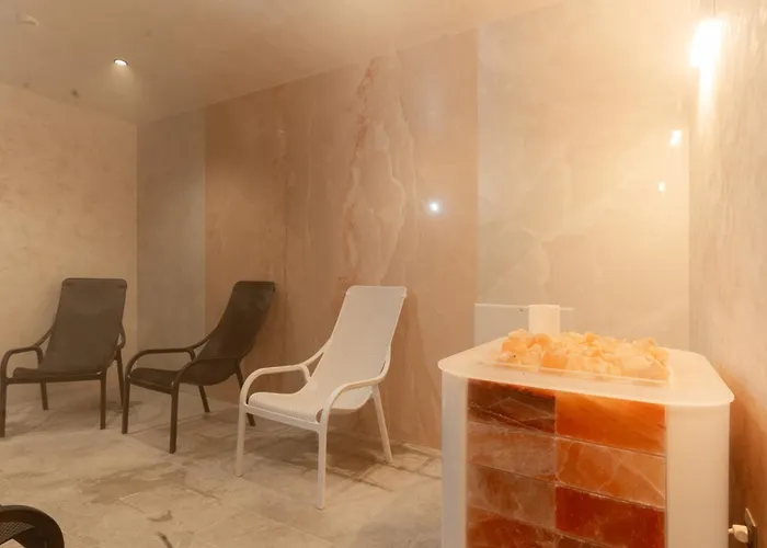 Atmosphere Balneo & 5* פאבל באניה