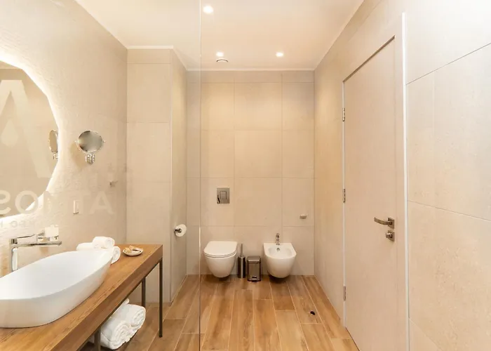 Atmosphere Balneo & 5* פאבל באניה