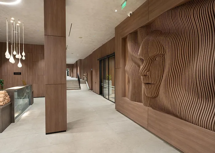 Atmosphere Balneo & 5* פאבל באניה